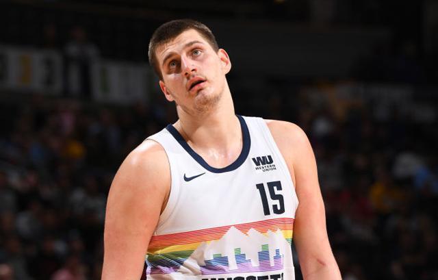 纵观整场比 纵观整场比