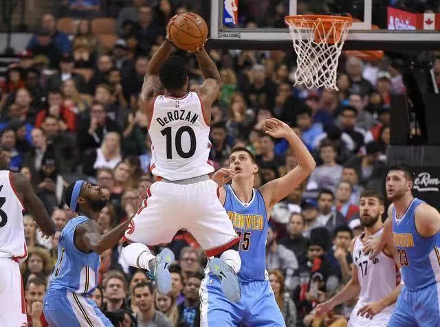 多方面因素 多方面因素