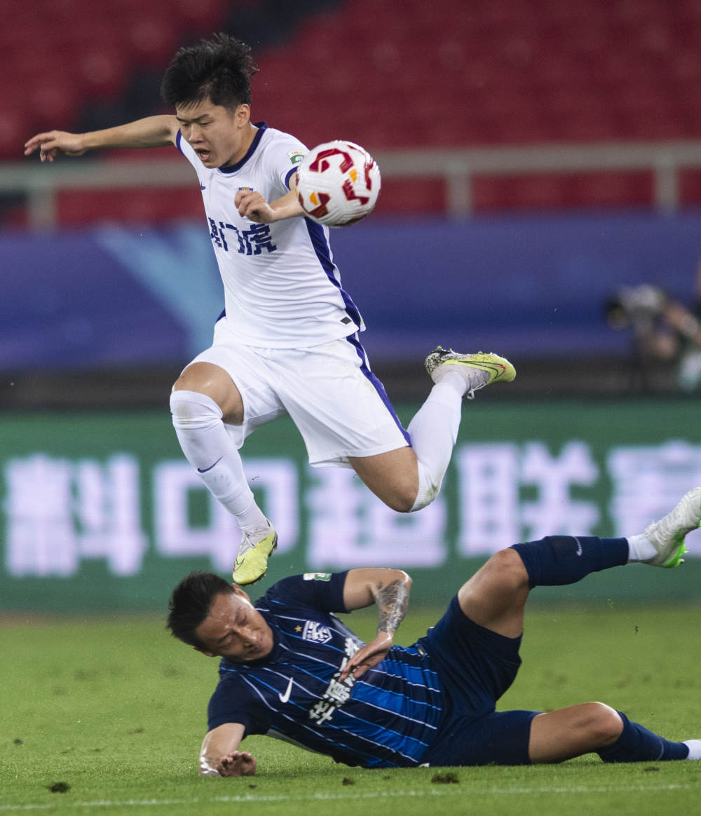 在进攻端表 在进攻端表